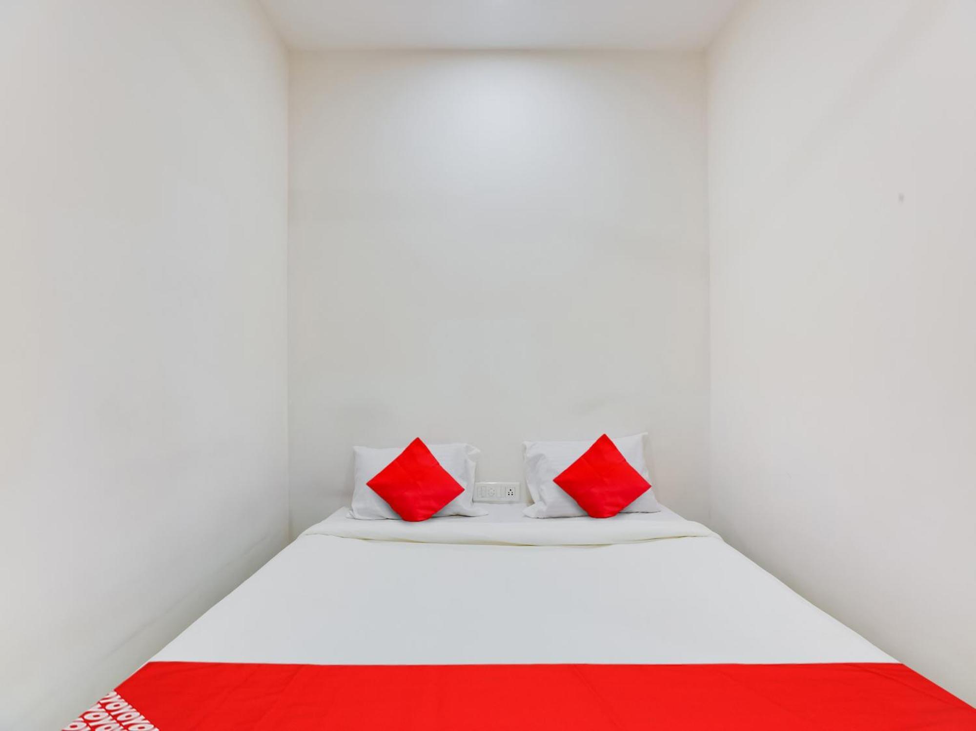 Hotel O Manjushree Boarding & Lodging Nearby Dr.Br Ambedkar Stadium Basveshwar Nagar Bangalore Bagian luar foto